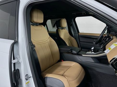 New 2026 Land Rover Range Rover Sport Dynamic SE AWD/4WD image 26