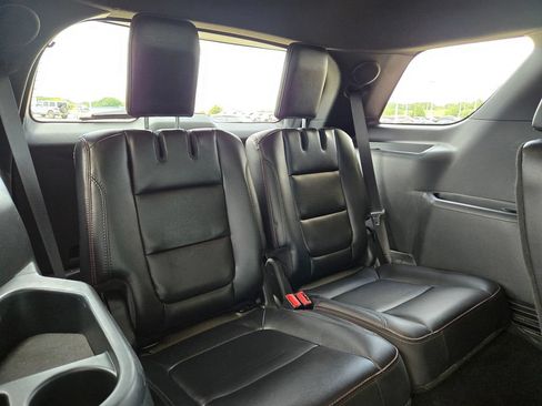 Used 2019 Ford Explorer Sport w/ Equipment Group 401A AWD/4WD image 25