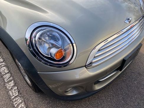 Used 2011 MINI Cooper Clubman Base image 13