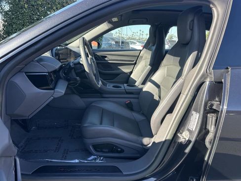 Used 2023 Porsche Taycan 4S image 11