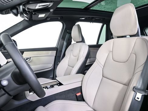 New 2026 Volvo XC90 T8 Ultra w/ Protection Package Premier AWD/4WD image 5