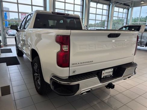 Used 2026 Chevrolet Silverado 1500 LT AWD/4WD image 43