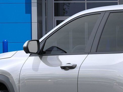 New 2026 Chevrolet Equinox LT w/ Convenience Package II image 12