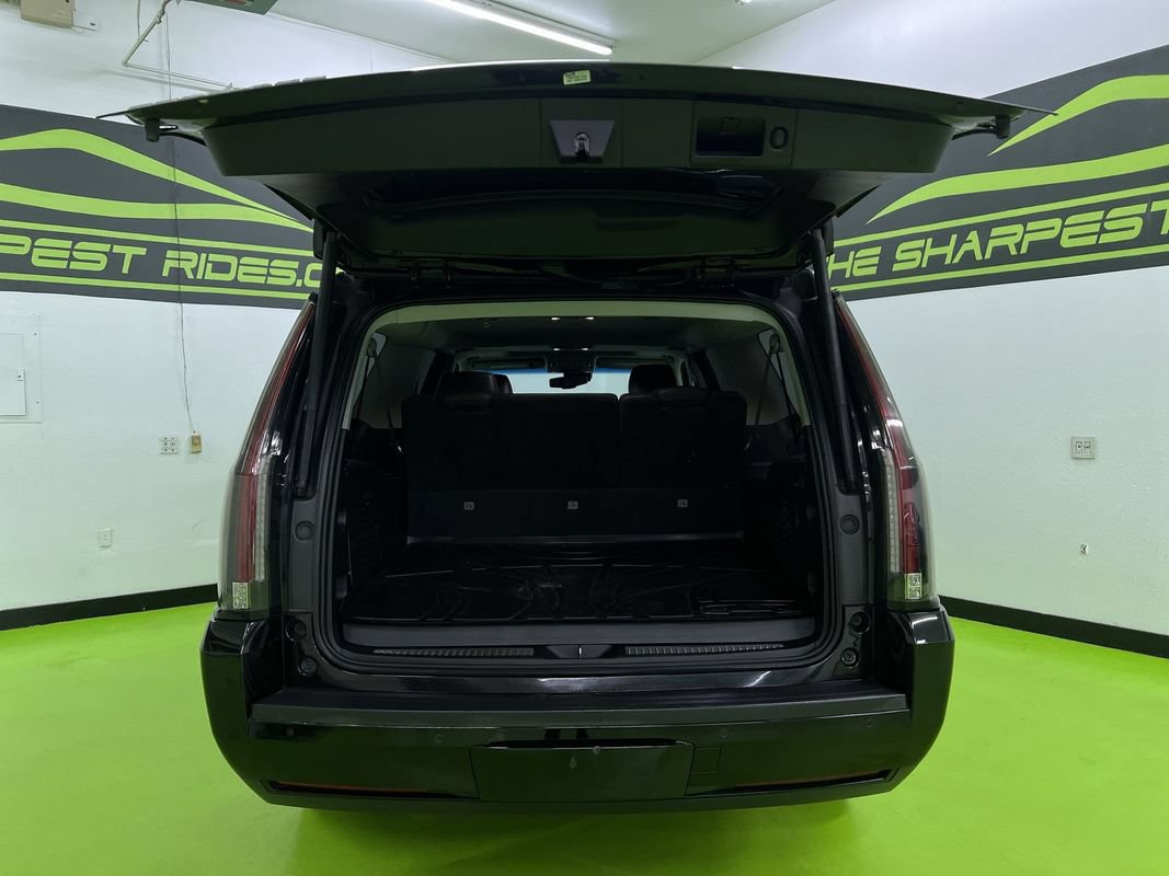 Used 2015 Cadillac Escalade ESV Luxury AWD/4WD image 9