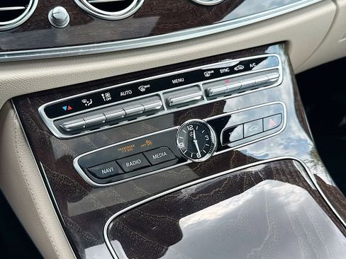 Used 2020 Mercedes-Benz E 350 Sedan image 28