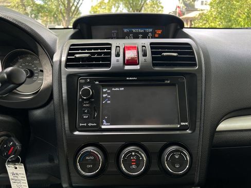 Used 2015 Subaru Forester 2.5i Limited image 14