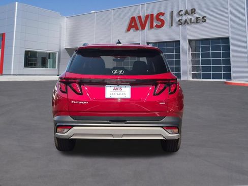 Used 2025 Hyundai Tucson SEL AWD/4WD image 7