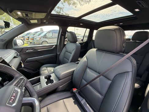 New 2026 GMC Acadia Elevation w/ Elevation Premium Package image 20