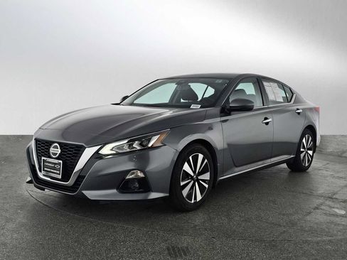 Used 2020 Nissan Altima 2.5 SV image 7
