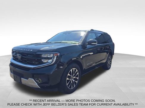 Used 2025 Ford Expedition Platinum AWD/4WD image 1