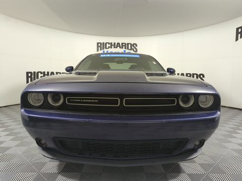 Used 2016 Dodge Challenger SXT Plus image 3