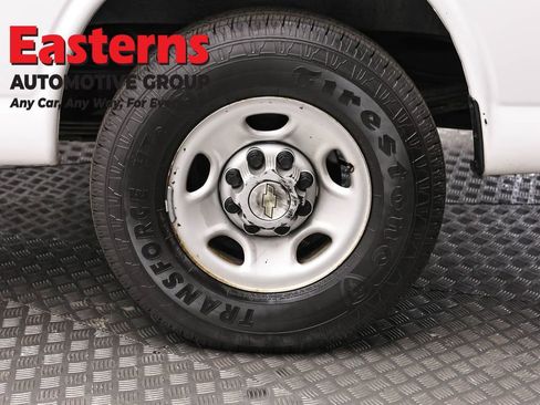 Used 2021 Chevrolet Express 2500 image 8