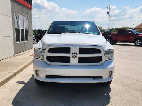 Used 2014 RAM 1500 Express AWD/4WD image 9
