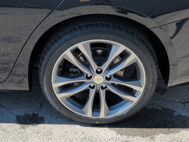 Used 2023 Chevrolet Malibu LT FWD image 40