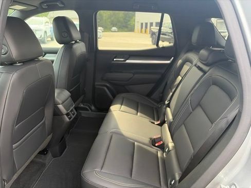New 2027 GMC Terrain Elevation w/ Elevation Premium Package AWD/4WD image 27