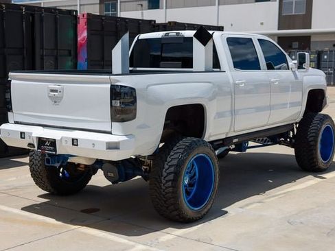 Used 2015 Chevrolet Silverado 2500 LTZ w/ Duramax Plus Package AWD/4WD image 14