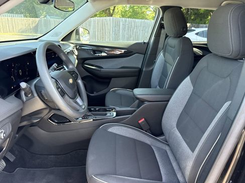 Used 2024 Chevrolet TrailBlazer LT image 9