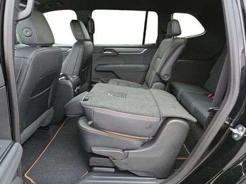 New 2026 GMC Acadia AT4 image 11