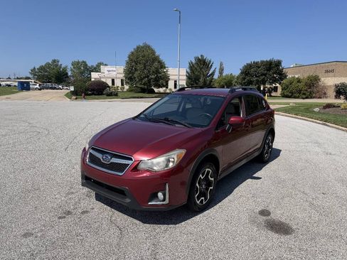 Used 2017 Subaru Crosstrek 2.0i Premium AWD/4WD image 1