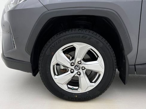 Used 2019 Toyota RAV4 Limited image 26