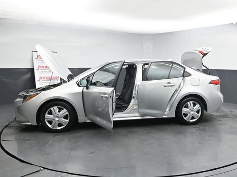 Used 2020 Toyota Corolla LE image 43