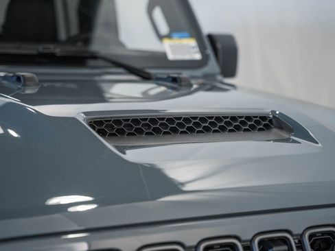 New 2026 Jeep Gladiator Mojave image 10