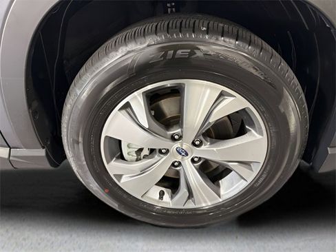 Certified 2024 Subaru Ascent Premium w/ Convenience Package image 40