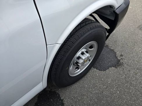 New 2025 Chevrolet Express 2500 w/ Driver Convenience Package image 9