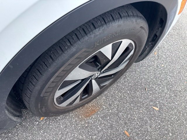 Certified 2024 Volkswagen ID.4 2WD image 23