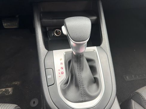 Used 2023 Kia Forte LXS w/ LXS Technology Package image 18