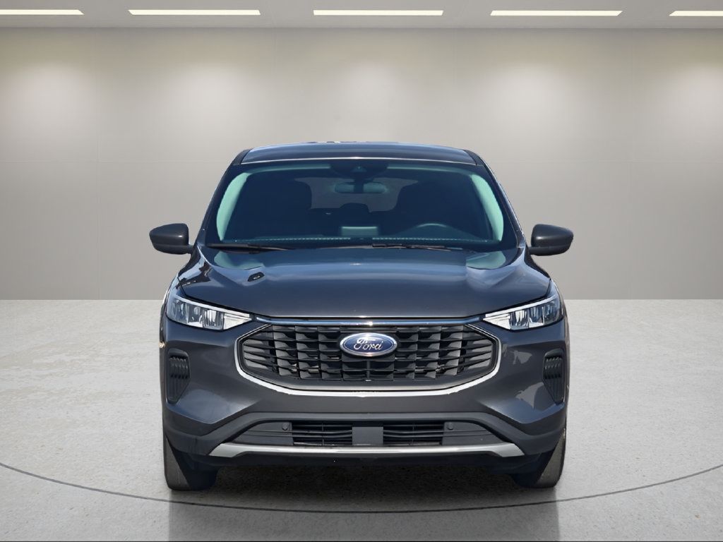 Certified 2024 Ford Escape Active AWD/4WD image 2
