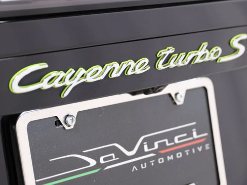 Used 2021 Porsche Cayenne Turbo S AWD/4WD image 79