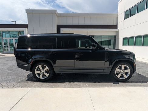 New 2025 Land Rover Defender 130 S image 3