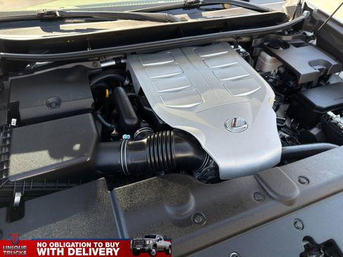 Used 2017 Lexus GX 460 Premium w/ Premium Package image 12