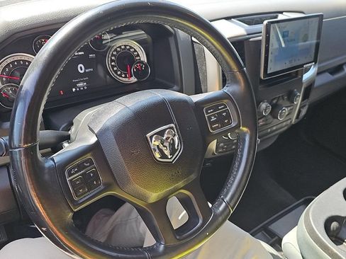 Used 2018 RAM 1500 Big Horn AWD/4WD image 9