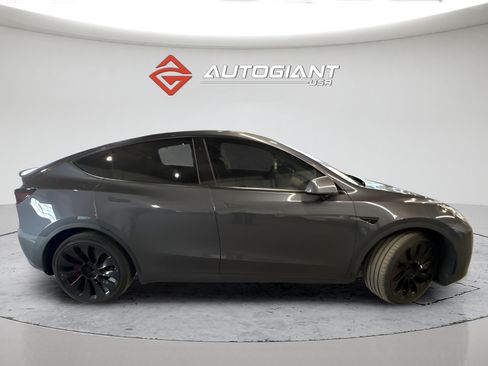 Used 2021 Tesla Model Y Long Range AWD/4WD image 6