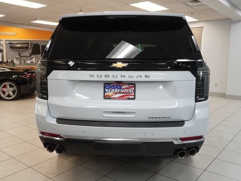 New 2026 Chevrolet Suburban Premier w/ Sun And Tow Package AWD/4WD image 8
