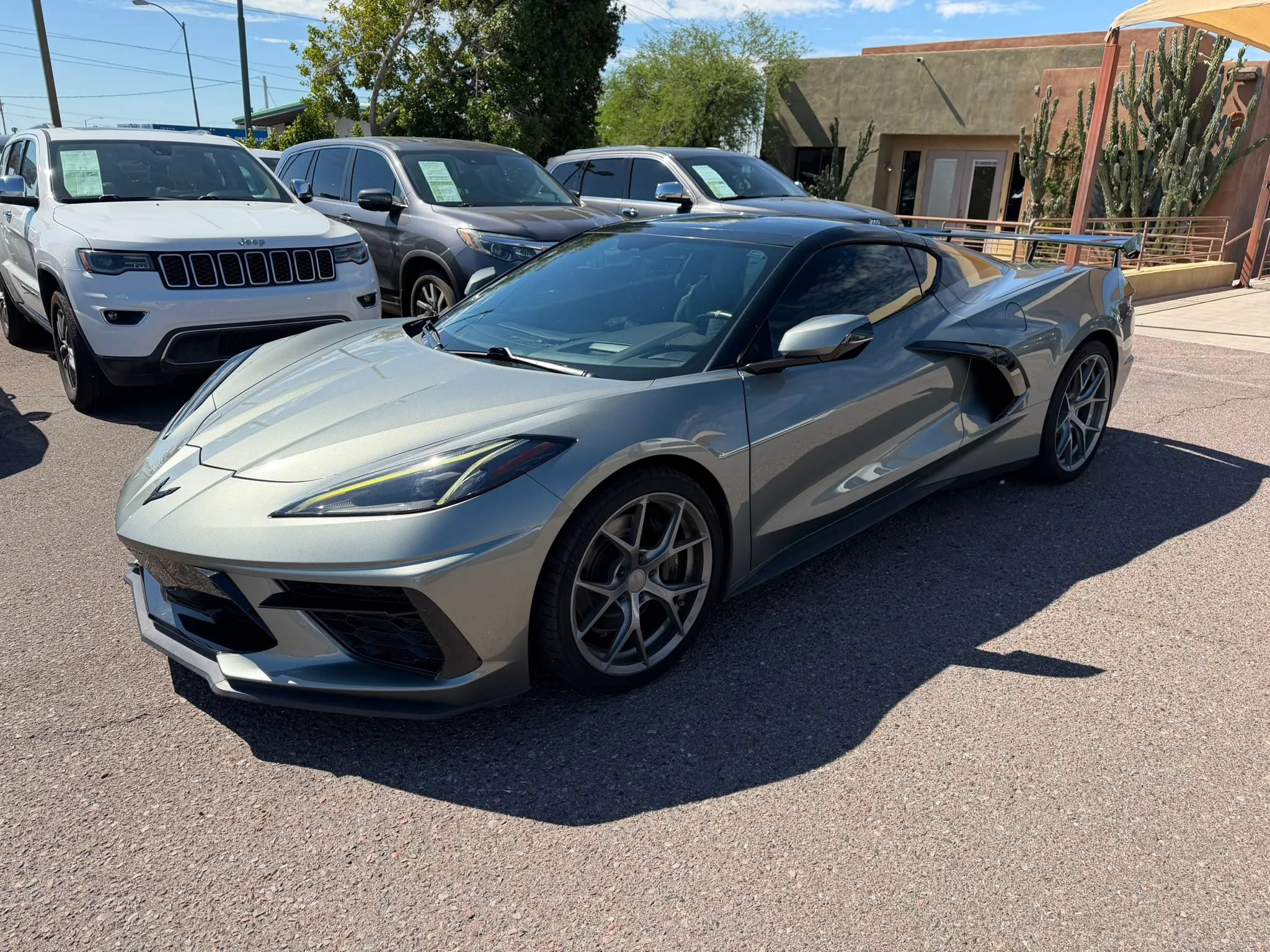 Used 2022 Chevrolet Corvette Stingray Preferred Cpe w/ Z51 Performance Package RWD image 1