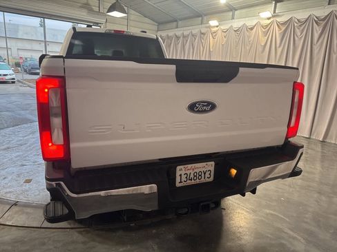 Used 2024 Ford F350 XLT image 6