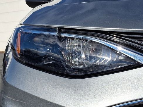 Used 2024 Chevrolet Malibu LT image 8