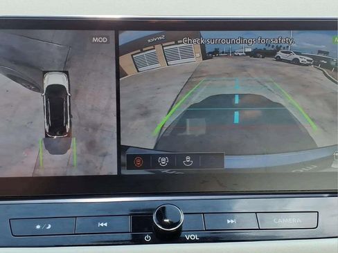 Used 2024 Nissan Rogue SL FWD image 20
