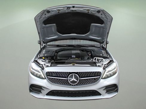 Used 2022 Mercedes-Benz C 300 Coupe image 32