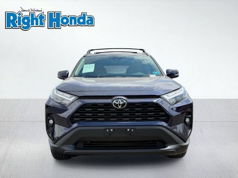 Used 2025 Toyota RAV4 XLE Premium FWD image 5