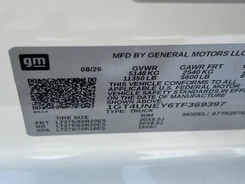 New 2026 GMC Sierra 2500 SLT w/ SLT Premium Package AWD/4WD image 22