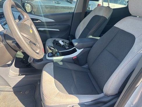 Used 2021 Chevrolet Bolt LT image 9