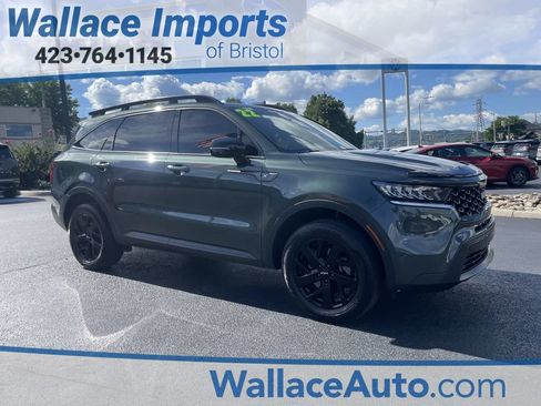 Certified 2022 Kia Sorento S w/ Panoramic Sunroof Package AWD/4WD image 1