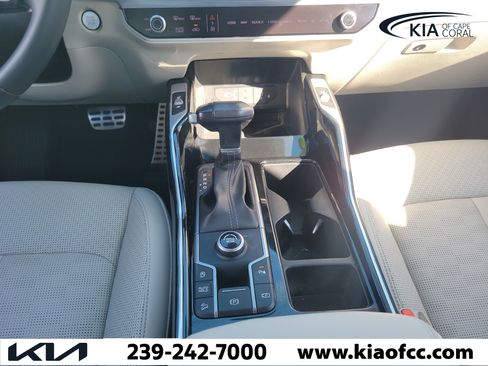 Certified 2024 Kia Sorento SX FWD image 20