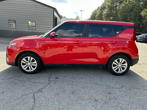 Used 2020 Kia Soul LX image 4