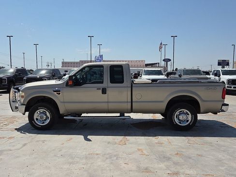 Used 2008 Ford F250 XL AWD/4WD image 2