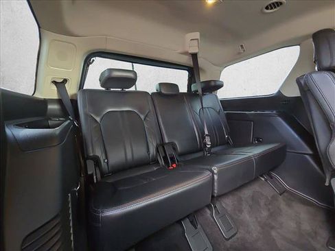 Used 2018 Ford Expedition Platinum RWD image 20